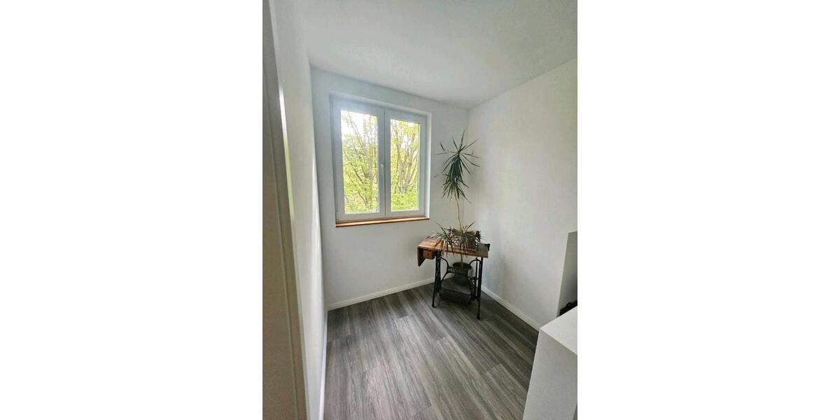 Etagenwohnung Oerlinghausen - 1 Zimmer, 14 m&sup2;, 445&euro; | Angebot:26534194