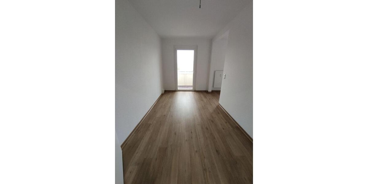 Etagenwohnung Stendal - 2 Zimmer, 76 m&sup2;, 596&euro; | Angebot:24677927