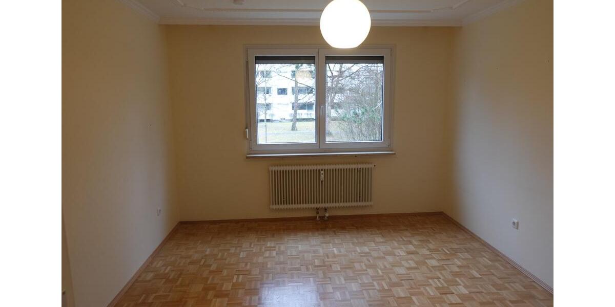 Hochparterre Fürstenfeldbruck - 3 Zimmer, 87 m&sup2;, 1.680&euro; | Angebot:25151889