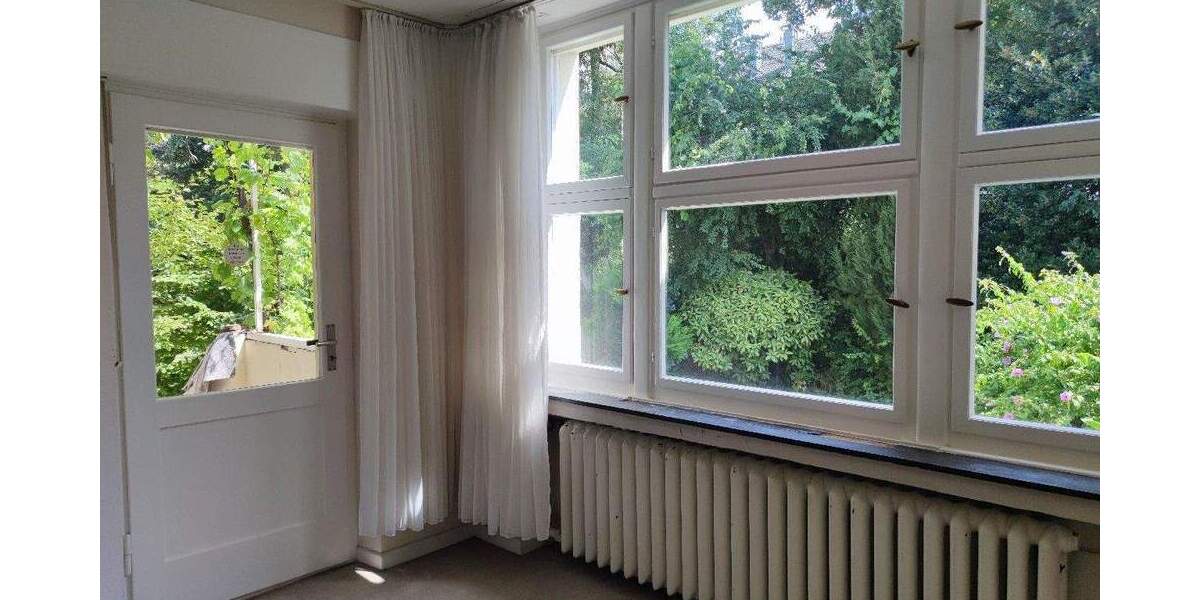 3-Zi-Whg. (unrenoviert) mit Balkon und Gartenmitbenutzung in bester Lage von Golzheim 3 zimmer
