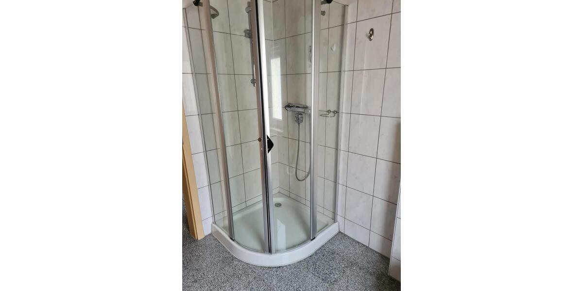 Etagenwohnung Ramstein-Miesenbach Miesenbach - 6 Zimmer, 190 m&sup2;, 1.700&euro; | Angebot:26222595
