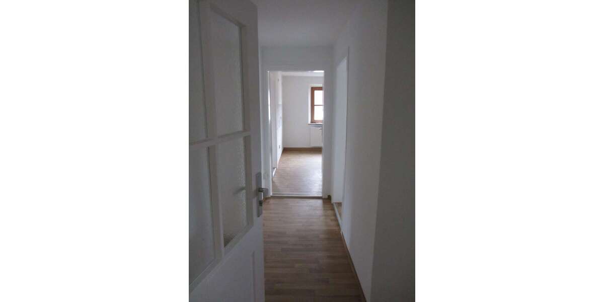 Etagenwohnung Friedenfels Schmierofen - 3 Zimmer, 59 m&sup2;, 271&euro; | Angebot:25373690