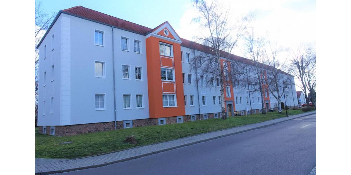 Erdgeschoßwohnung Braunsbedra - 3 Zimmer, 63 m&sup2;, 380&euro; | Angebot:26335770