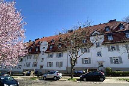 Charaktervolle 3 ZKB-Wohnung in SB-St. Arnual zimmer