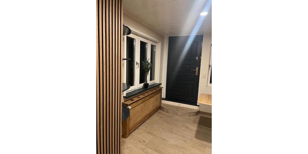 Dachgeschoßwohnung Eisenach - 1 Zimmer, 55 m&sup2;, 1.000&euro; | Angebot:24841605