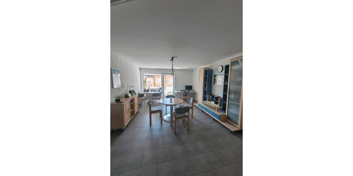 Etagenwohnung Neu-Ulm Ludwigsfeld - 1 Zimmer, 80 m&sup2;, 666&euro; | Angebot:26681375