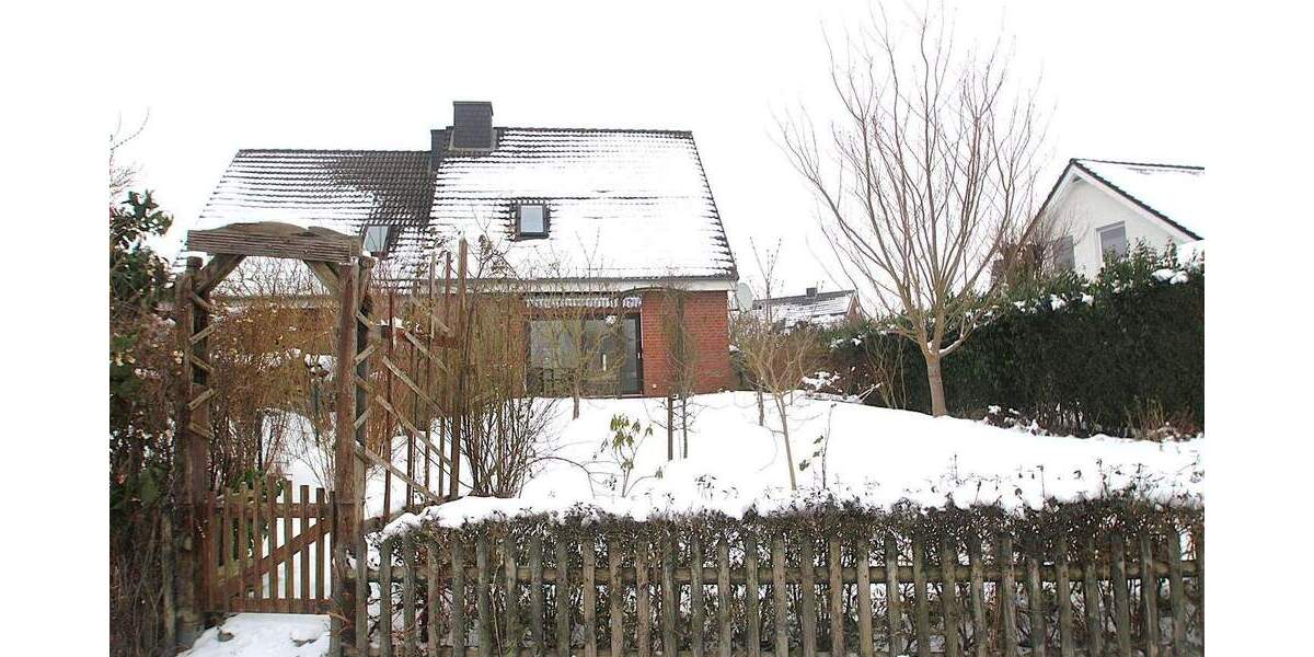 Doppelhaushälfte Malente Nüchel - 5 Zimmer, 100 m&sup2;, 1.250&euro; | Angebot:24820800