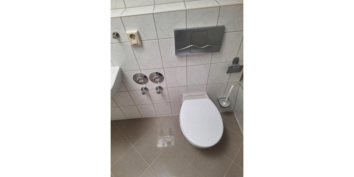 Etagenwohnung Bernburg (Saale) - 2 Zimmer, 63 m&sup2;, 400&euro; | Angebot:26697197