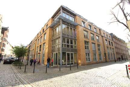 Wohnung zum Mieten in Düsseldorf 2.155 € 165.81 m²