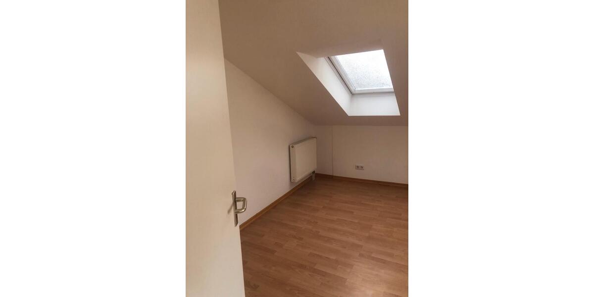 Dachgeschoßwohnung Haag in Oberbayern - 2 Zimmer, 54 m&sup2;, 820&euro; | Angebot:24813872