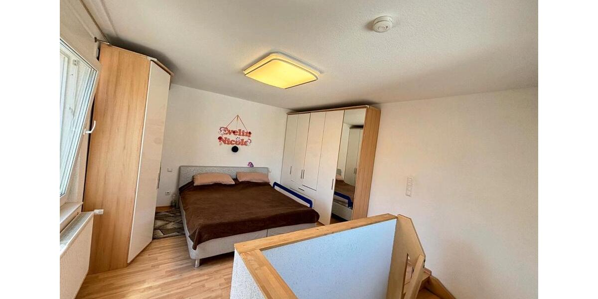 Maisonettenwohnung Linkenheim-Hochstetten Hochstetten - 2 Zimmer, 80 m&sup2;, 1.100&euro; | Angebot:26704414