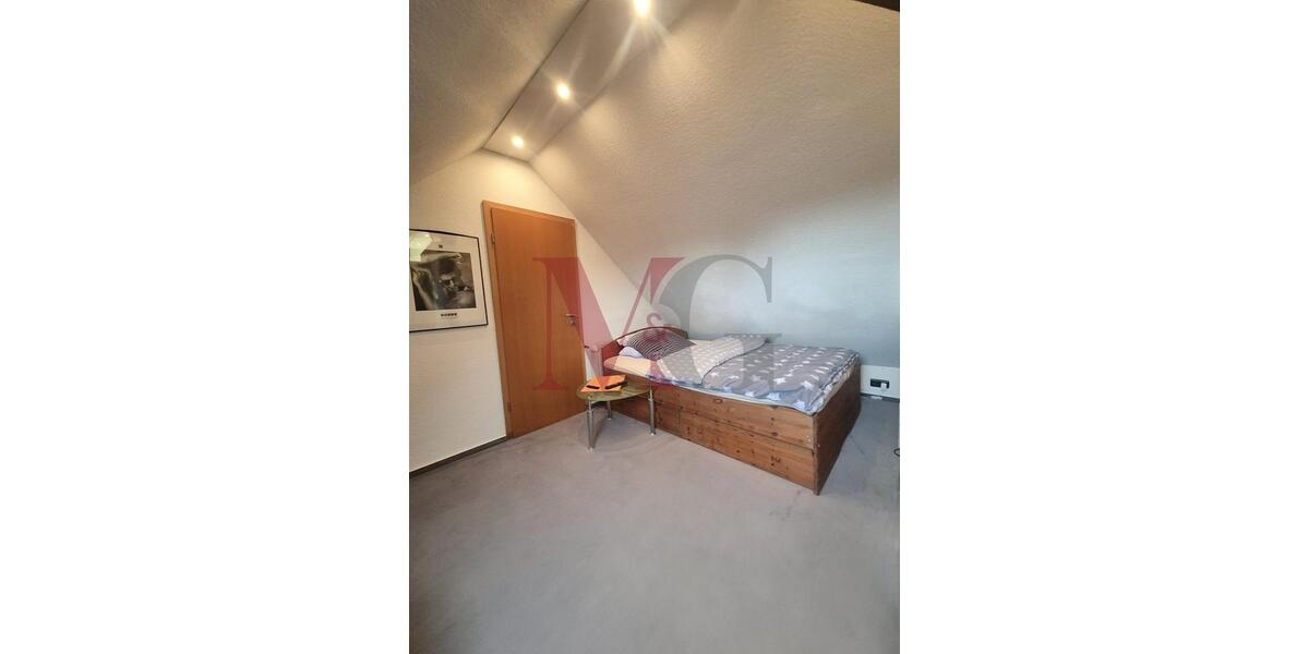 Einfamilienhaus Wilhelmshaven Aldenburg - 9 Zimmer, 227 m&sup2;, 1.600&euro; | Angebot:25843573