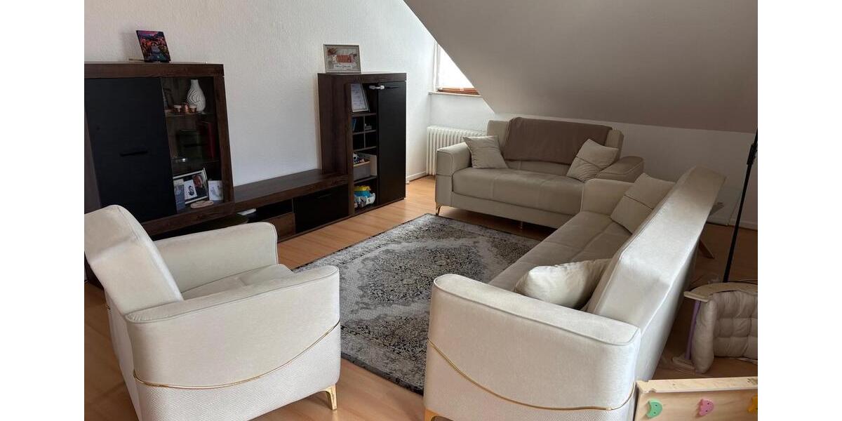 Dachgeschoßwohnung Löhne - 3 Zimmer, 75 m&sup2;, 600&euro; | Angebot:26690697
