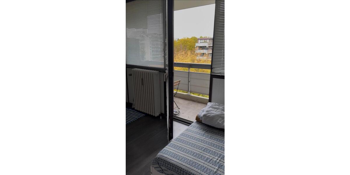 Etagenwohnung Köln Lindenthal - 1 Zimmer, 32 m&sup2;, 840&euro; | Angebot:26610445