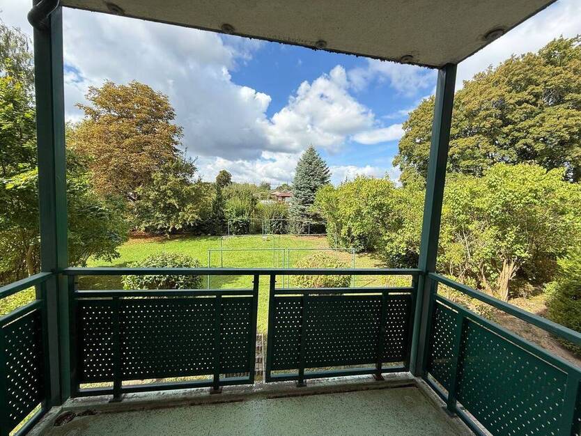 Schöne 2-Raum-Wohnung mit Balkon und Blick ins Grüne