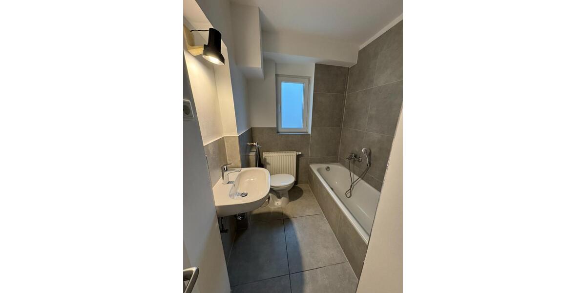 3-Zimmer-Wohnung mit Balkon in gepflegtem MfH am Ruthenplatz 3 zimmer