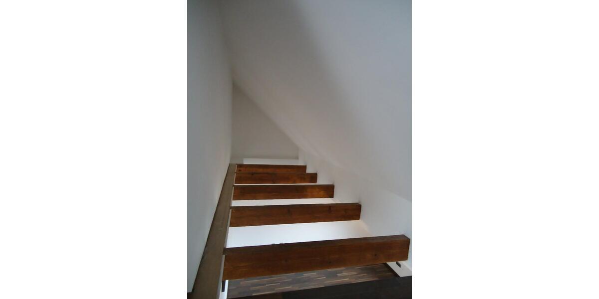 Dachgeschoßwohnung Duisburg Duisburg-Mitte - 2.5 Zimmer, 65 m&sup2;, 599&euro; | Angebot:24841595