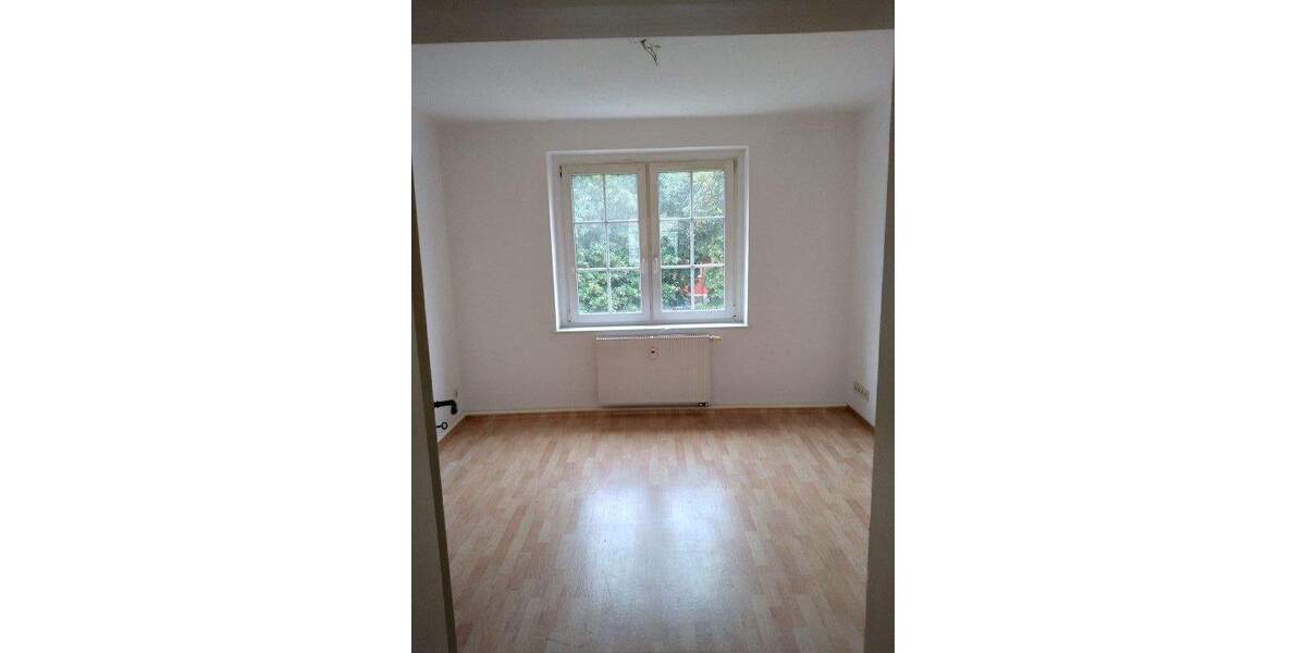 Etagenwohnung Strehla - 2 Zimmer, 45 m&sup2;, 270&euro; | Angebot:25776485