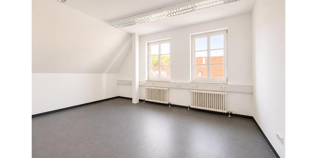 Gewerbeobjekt Schwäbisch Gmünd - 2.100&euro; | Angebot:22265421