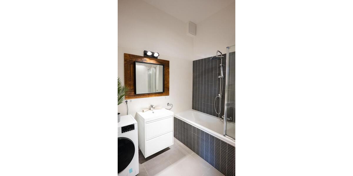 Wohnen auf Zeit Nürnberg Sankt Leonhard - 3 Zimmer, 15 m&sup2;, 550&euro; | Angebot:25964294