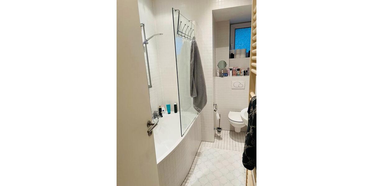 Etagenwohnung Saarbrücken - 2 Zimmer, 80 m&sup2;, 850&euro; | Angebot:26534257
