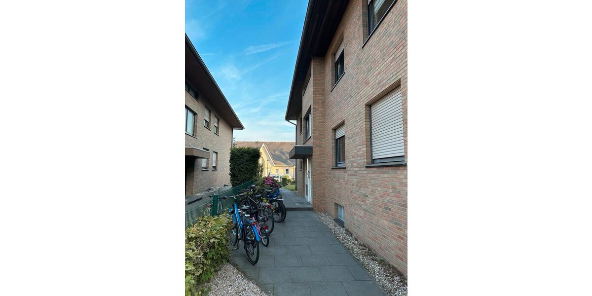 Dachgeschoßwohnung Lingen (Ems) - 3 Zimmer, 89 m&sup2;, 890&euro; | Angebot:26007346