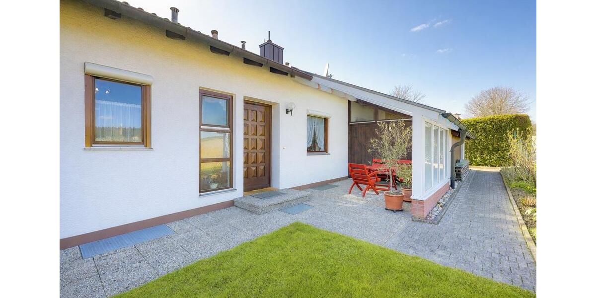 Bungalow Schweitenkirchen - 4.5 Zimmer, 115 m&sup2;, 1.800&euro; | Angebot:25725350