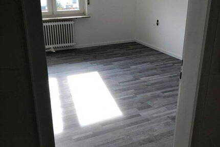 Attraktive und Lichtdurchflutete 3 Zimmer Wohnung in Siegen
