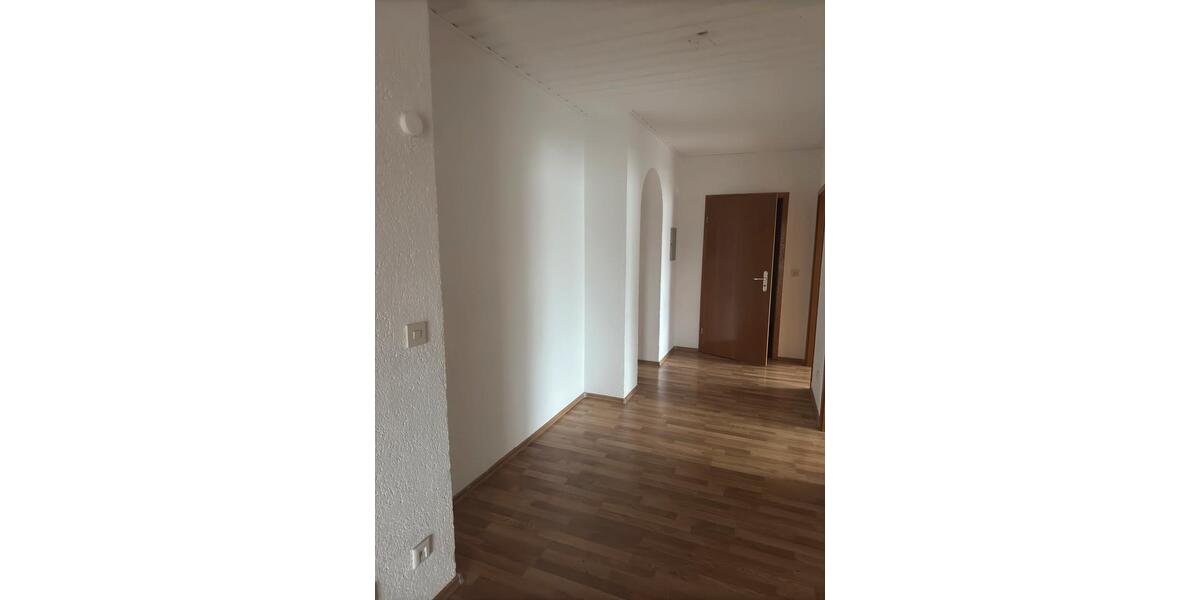 Etagenwohnung Amberg - 4 Zimmer, 105 m&sup2;, 900&euro; | Angebot:26255319