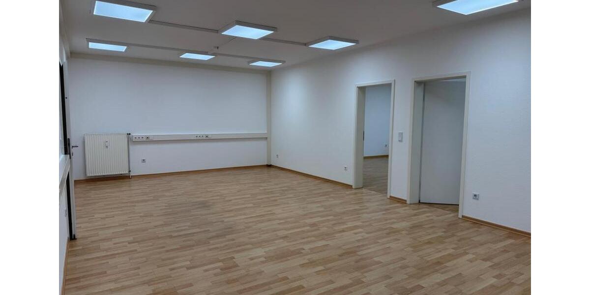 Gewerbeobjekt Isernhagen - 985&euro; | Angebot:25995659