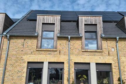 Haus Velten - 4.5 Zimmer, 139 m&sup2;, 1.800&euro; | Angebot:26062300