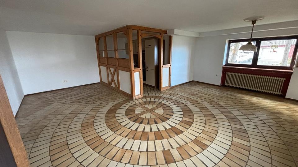 Etagenwohnung Kalbach - 2 Zimmer, 60 m&sup2;, 300&euro; | Angebot:24746308