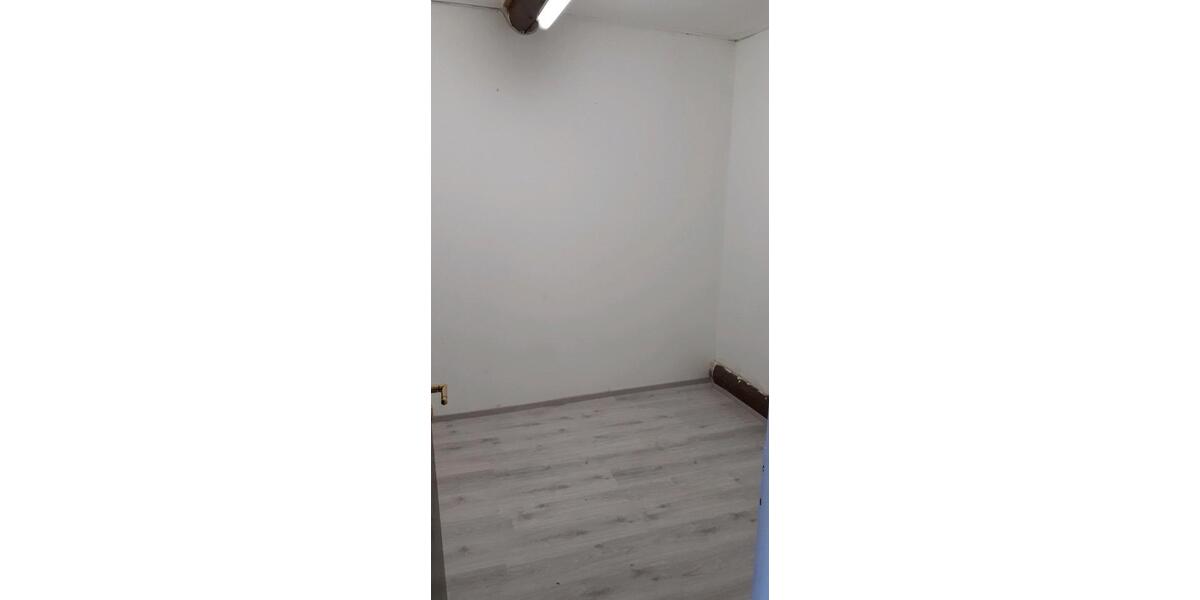 Dachgeschoßwohnung Guxhagen - 4 Zimmer, 75 m&sup2;, 700&euro; | Angebot:26348428