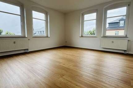 Wohnung zum Mieten in Chemnitz 745 € 108.15 m² 5 zimmer