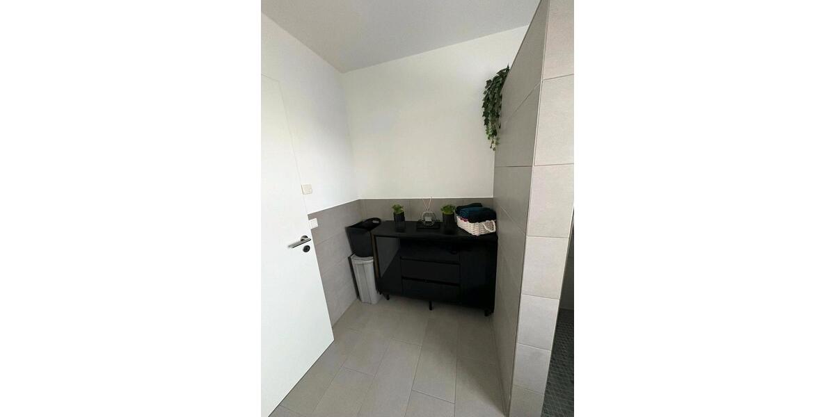 Einfamilienhaus Gütersloh - 3 Zimmer, 91 m&sup2;, 1.092&euro; | Angebot:25840860