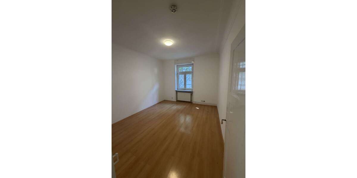 Etagenwohnung Mannheim - 3 Zimmer, 67 m&sup2;, 735&euro; | Angebot:27018203