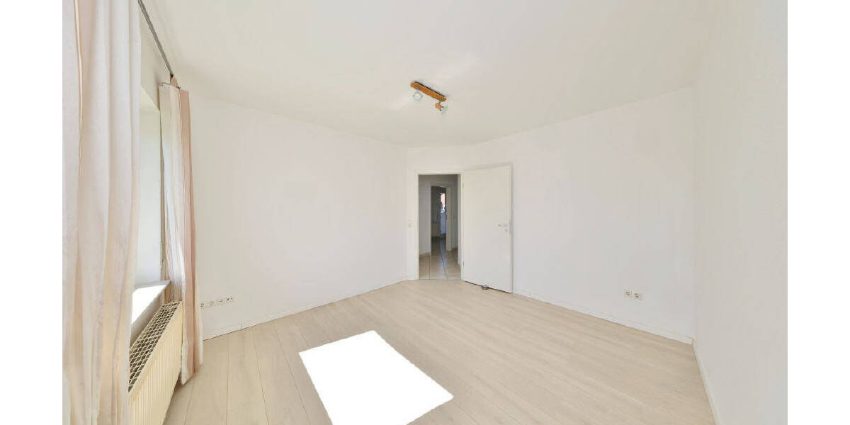 Einfamilienhaus Schortens-Middelsfähr Ostiem - 4 Zimmer, 119 m&sup2;, 1.200&euro; | Angebot:26731319