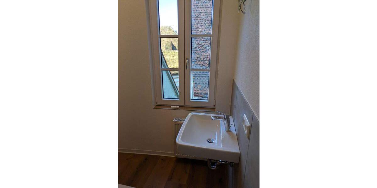 Etagenwohnung Schwäbisch Hall Tullauer Höhe - 3 Zimmer, 125 m&sup2;, 1.100&euro; | Angebot:25801403