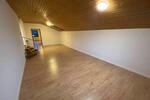 Etagenwohnung Aurachtal - 3 Zimmer, 105 m&sup2;, 900&euro; | Angebot:26022265