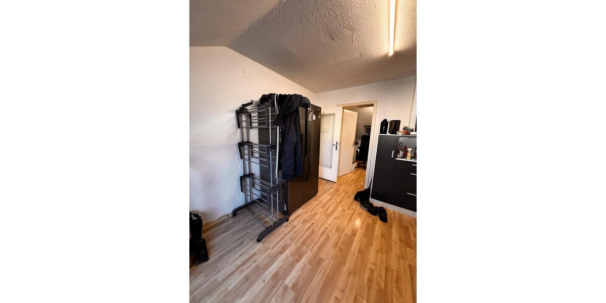 Dachgeschoßwohnung Saarbrücken St. Arnual - 2 Zimmer, 40 m&sup2;, 420&euro; | Angebot:25271631