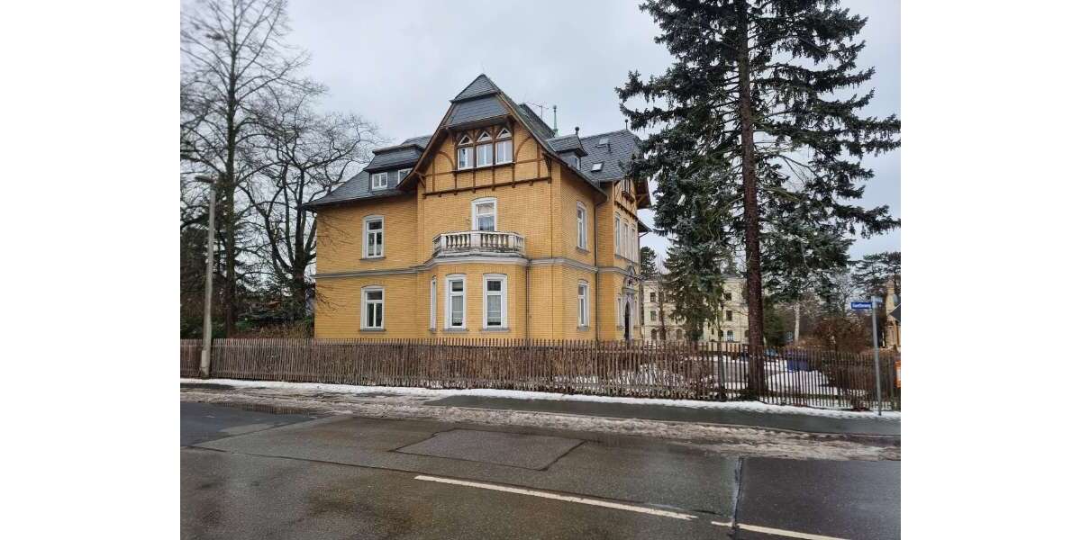 Etagenwohnung Glauchau - 3 Zimmer, 80 m&sup2;, 560&euro; | Angebot:25274170
