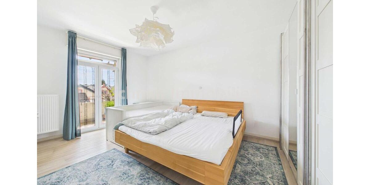 Etagenwohnung Frankfurt am Main West - 4 Zimmer, 110 m&sup2;, 1.300&euro; | Angebot:26321655