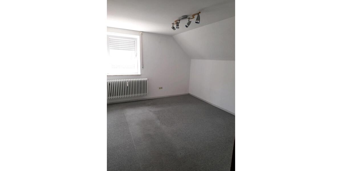 Dachgeschoßwohnung Thannhausen - 2 Zimmer, 71 m&sup2;, 710&euro; | Angebot:24653166