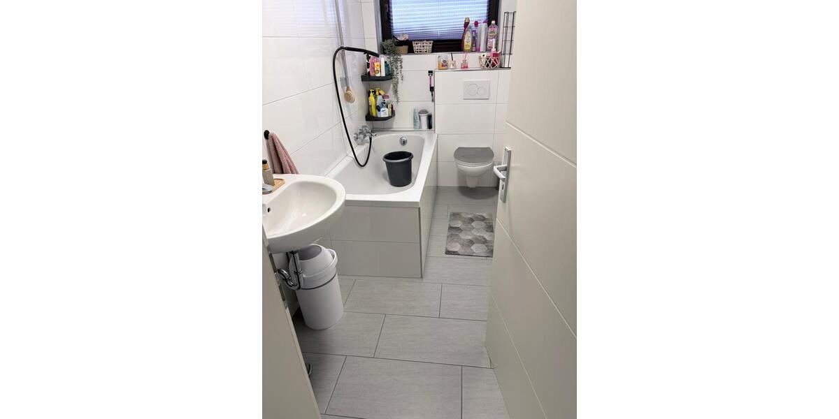 Dachgeschoßwohnung Düren Mariaweiler-Hoven - 2 Zimmer, 65 m&sup2;, 720&euro; | Angebot:26587547
