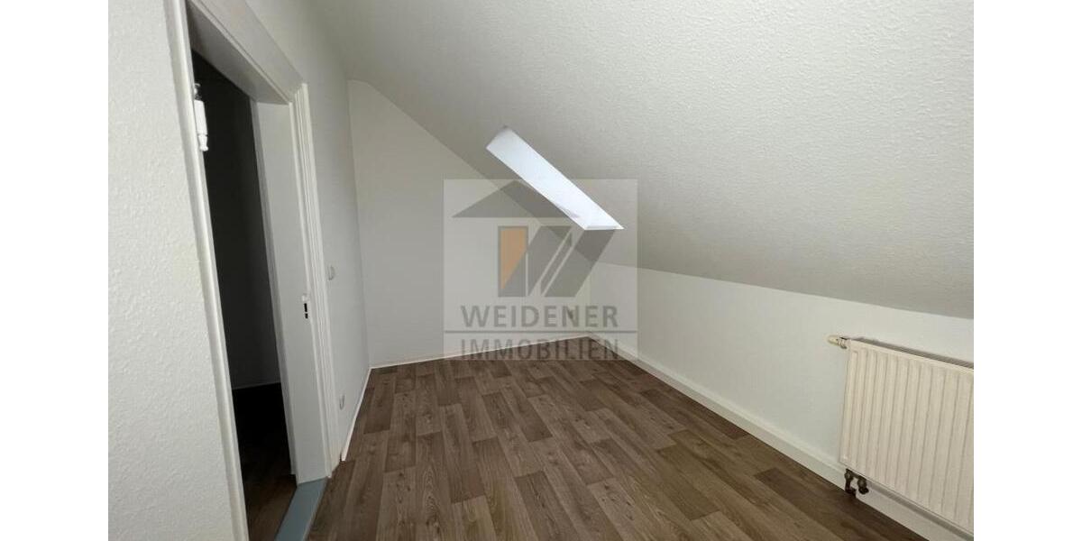 Dachgeschoßwohnung Weida - 3 Zimmer, 49 m&sup2;, 295&euro; | Angebot:24676440