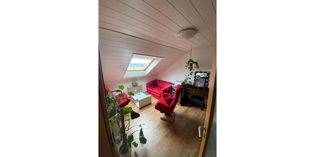 Etagenwohnung Bretten - 3 Zimmer, 85 m&sup2;, 900&euro; | Angebot:26674896