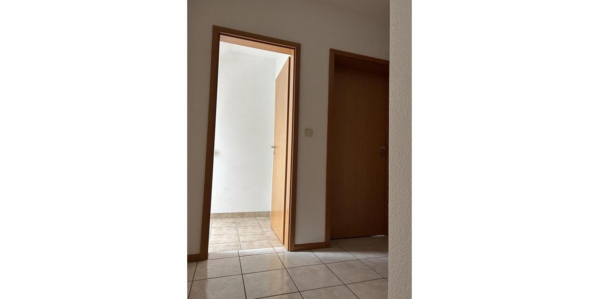 Schöne 2-Zimmer-Wohnung mit Balkon, Grün- & Blicklage von Privat. Am Schäfersberg-Niedernhausen 2 zimmer