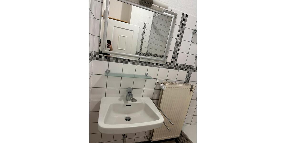 Mietwohnung 2 Zimmer mit EBK im Erdgeschoss in Großen Linden 2 zimmer