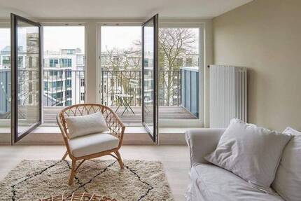 Komplett möblierte wunderschöne 3 Zimmer-Maisonette-Wohnung, W 22.03, 154 m² 3 zimmer