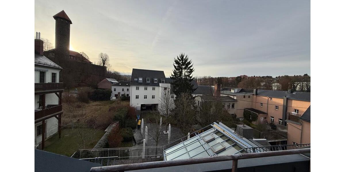 Dachgeschoßwohnung Auerbach/Vogtland Vogtland - 2 Zimmer, 77 m&sup2;, 460&euro; | Angebot:24337412